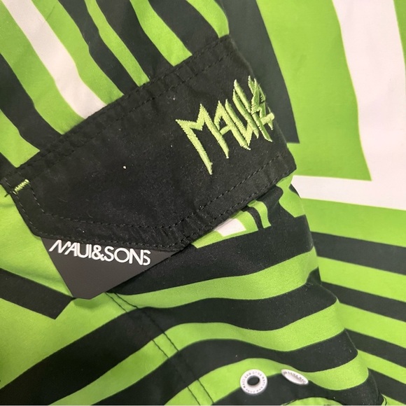 maui and sons Green and Black Geometric Board Shorts - Picture 3 of 7